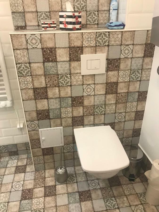 Aradi Apartman Печ Экстерьер фото